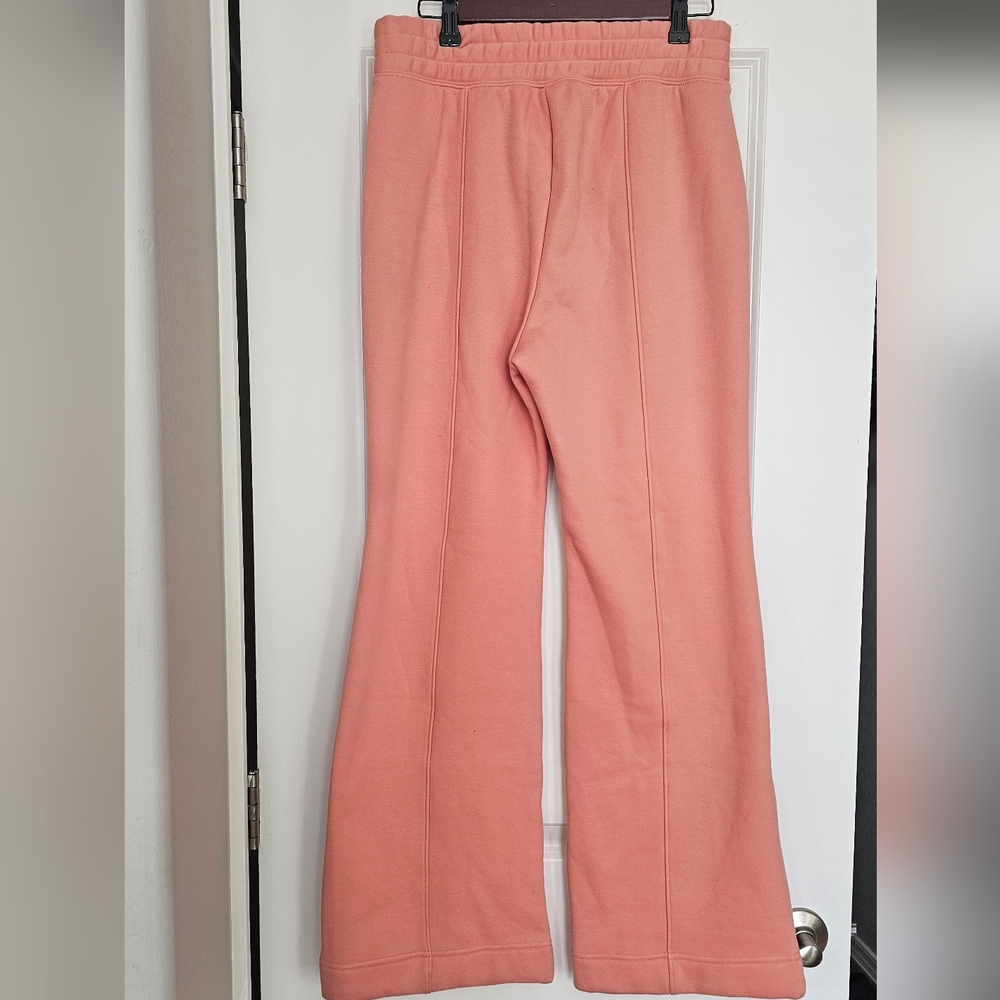 Fabletics Dusty Pink Wide Leg Sweatpants Women’s M High Rise Lounge Athleisure - Picture 3 of 8